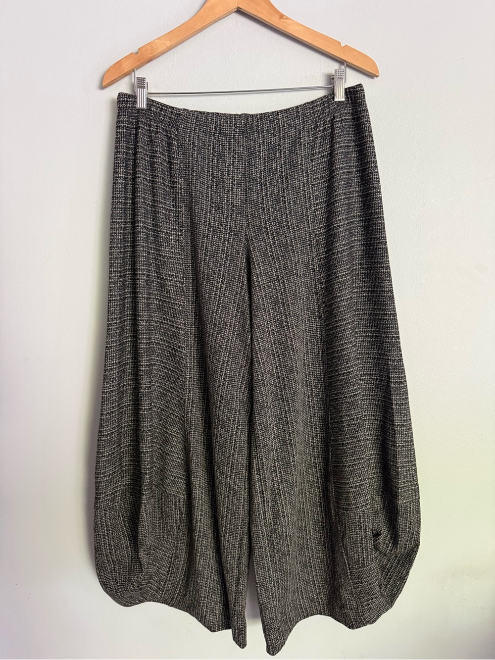 Alembika Women’s 5 (US 14-16) Punto Pants Gray Textured Tapered Pull On Pant